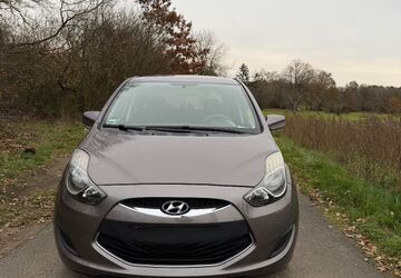 Hyundai ix20 120.000 km 4.500 &euro; Hanau 63450