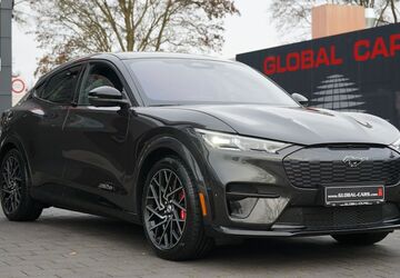 Ford Mustang Mach-E 84.096 km 36.885 &euro; Hamburg 22453