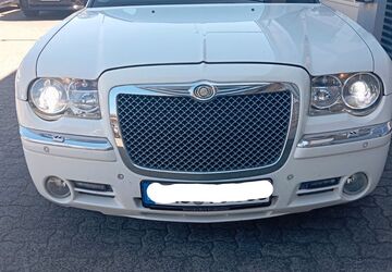 Chrysler 300C 521.000 km 6.500 &euro; Neumünster 24539