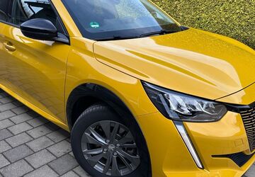 Peugeot e-208 7.000 km 17.990 &euro; Dinkelscherben 86424