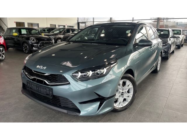 Kia ceed Sportswagon 21.025 km 21.970 &euro; Attendorn 57439