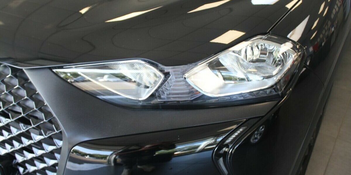 DS Automobiles DS3 Crossback E-Tense Performance Line 37.375 km 14.980 &euro; Euskirchen 53881