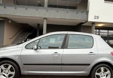 Peugeot 307 200.000 km 1.200 &euro; Nürnberg 90439
