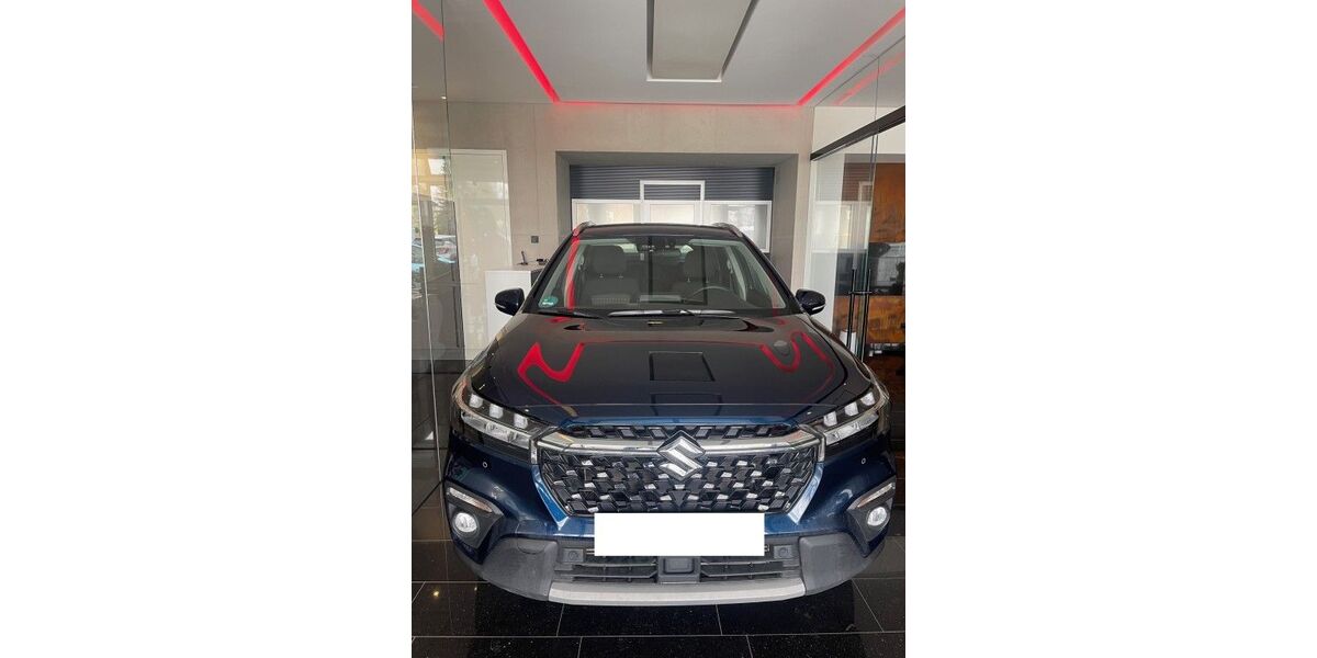 Suzuki (SX4) S-Cross 31.000 km 18.900 &euro; Coswig 01640
