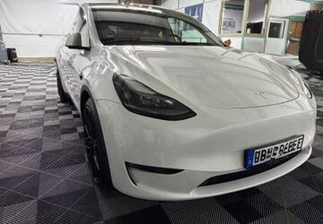 Tesla Model Y 49.300 km 39.999 &euro; Worms 67547