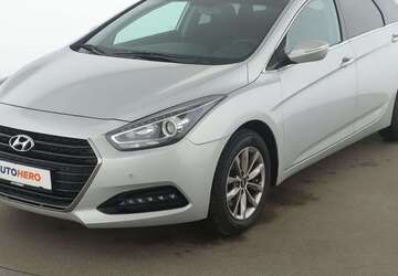 Hyundai i40 102.509 km 11.850 &euro; Köln 50739