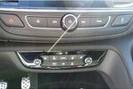 Opel Insignia Elegance Navi PDC Kamera Memory LED eGHSD 96.200 km 17.950 &euro; Neumarkt/OPf 92318