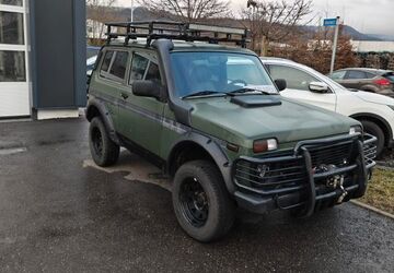 Lada Niva 25.436 km 6.750 &euro; Gomaringen 72810
