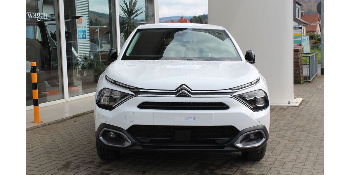 Citroen ë-C4 11.000 km 21.100 &euro; Bad Orb 63619