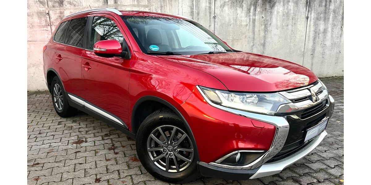 Mitsubishi Outlander 231.035 km 10.490 &euro; Stuttgart 70378
