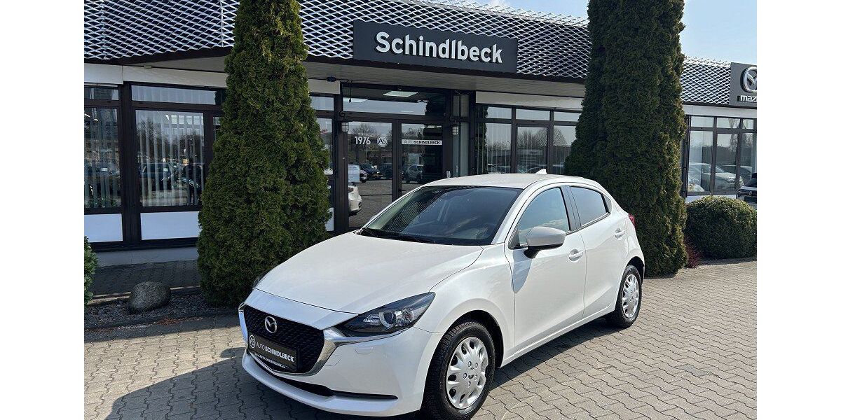 Mazda 2 17.361 km 15.890 &euro; Regensburg 93055