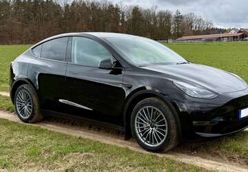 Tesla Model Y 59.700 km 35.200 &euro; Bamberg 96049
