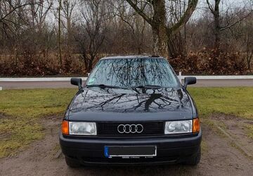 Audi 80 152.000 km 2.800 &euro; Berlin 10437