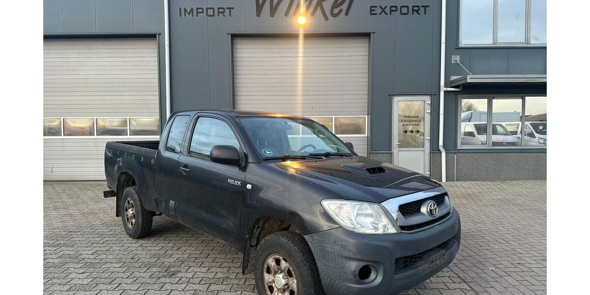 Toyota Hilux 359.403 km 9.620 &euro; Hoogeveen 
