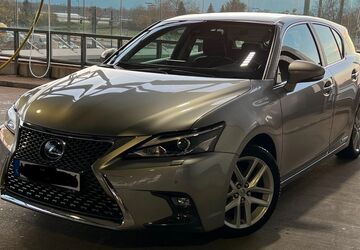 Lexus CT 200h 44.581 km 21.500 &euro; Neuss 41469