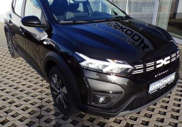 Dacia Sandero 2.500 km 17.900 &euro; Bad Lobenstein 07356