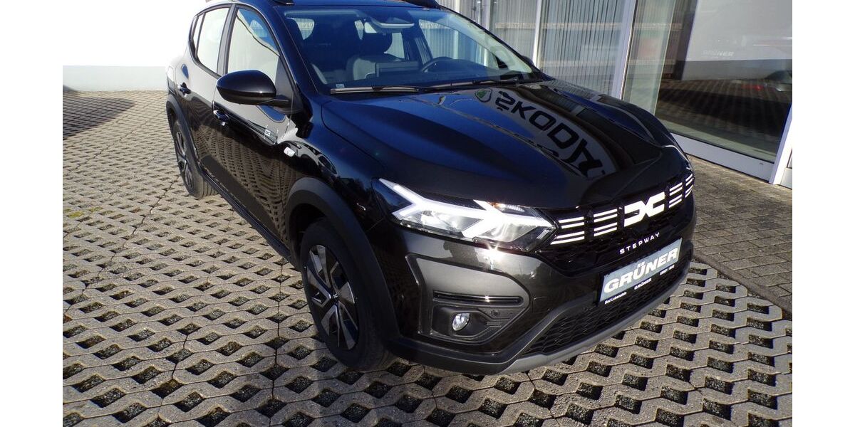 Dacia Sandero 2.500 km 17.900 &euro; Bad Lobenstein 07356