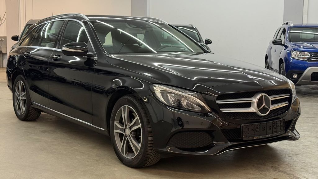 Mercedes-Benz C 250 133.359 km 18.290 &euro; Meckenbeuren 88074