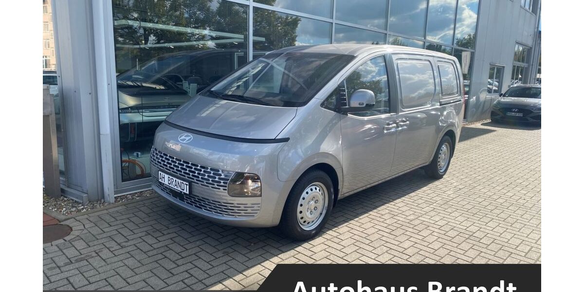 Hyundai STARIA 3.700 km 32.487 &euro; Rostock 18146