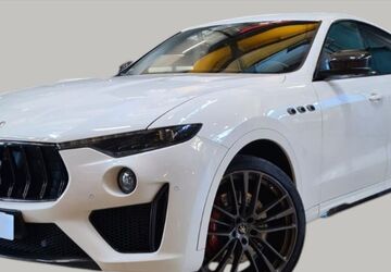 Maserati Levante 19.000 km 99.900 &euro; München 80939