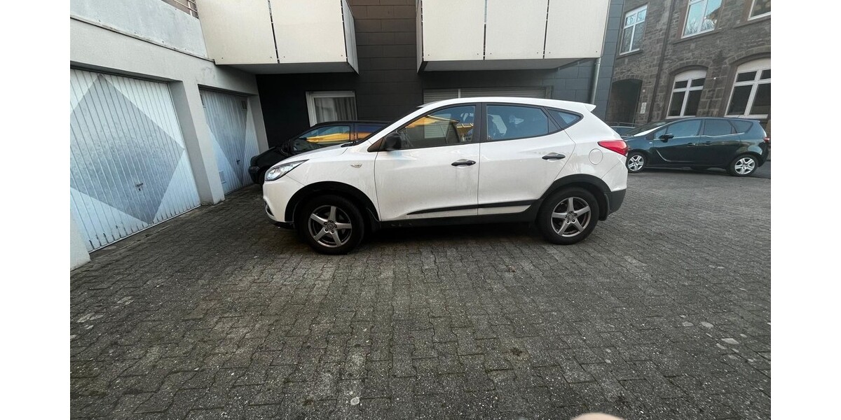 Hyundai ix 35 133.000 km 5.000 &euro; Wetter 35083