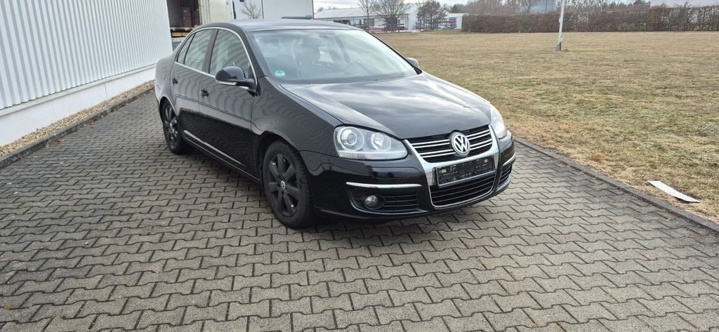 VW Jetta 236.240 km 3.499 &euro; Großräschen 01983