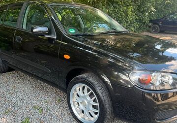 Nissan Almera 130.000 km 2.800 &euro; Lüdenscheid 58515