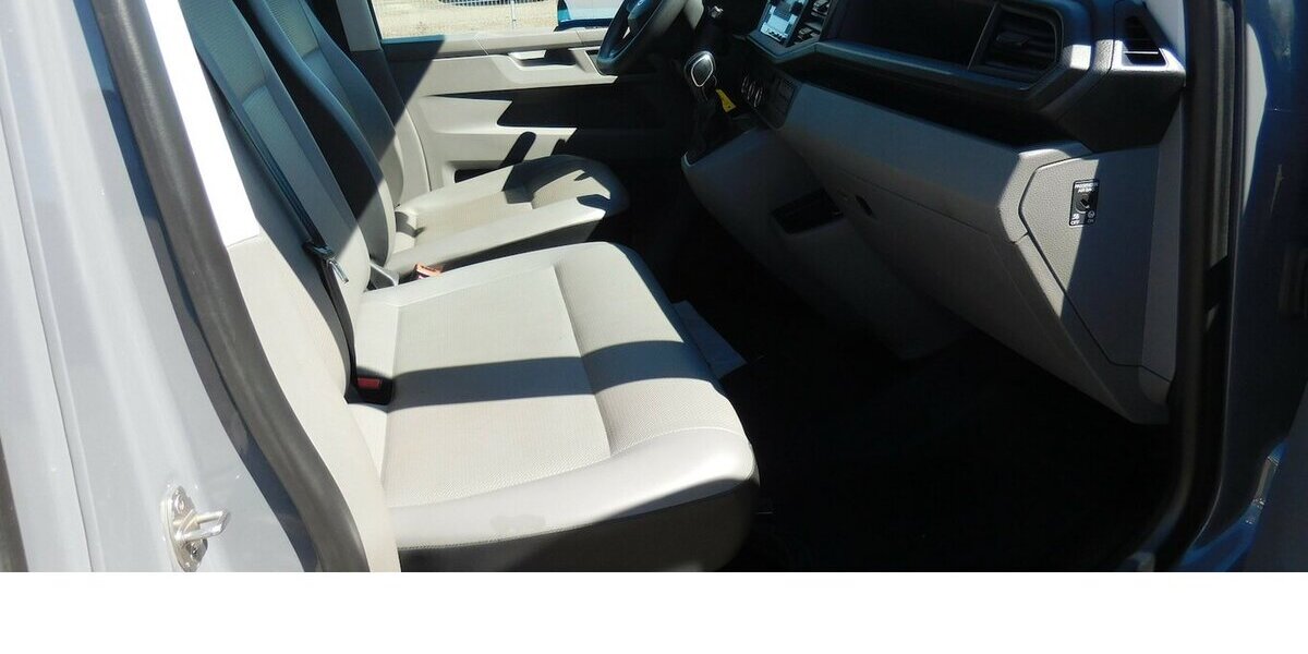VW T6.1 Transporter 1 Abt e- Lang 4-Gang Automatic 27.900 km 15.390 &euro; Vordorf 38533