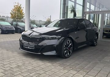 BMW i5 18.000 km 88.539 &euro; Bayreuth 95447