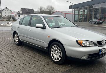 Nissan Primera 182.000 km 2.000 &euro; Ruppichteroth 53809