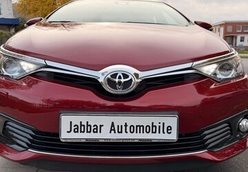Toyota Auris 28.500 km 12.700 &euro; Hannover 30179