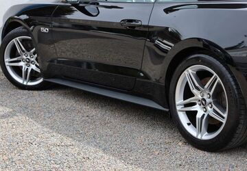 Ford Mustang 26.130 km 44.950 &euro; Königsbrunn bei Augsburg 86343