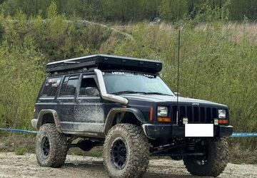 Jeep Cherokee 300.907 km 10.999 &euro; Augsburg 86152