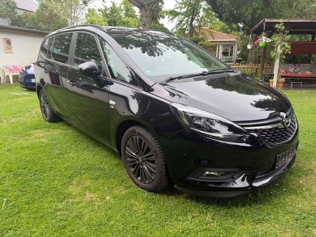 Opel Zafira Automatik 7 Sitze Kamera PDC 120 Jahre 83.080 km 13.900 &euro; Berlin 10247