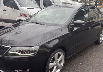 Skoda Rapid 82.113 km 9.990 &euro; Berlin 12249