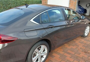 Opel Insignia 64.000 km 18.499 &euro; Westoverledingen 26810