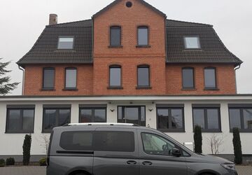 Ford Tourneo Connect 25.908 km 33.950 &euro; Rotenburg 36199