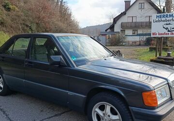 Mercedes-Benz 190 366.500 km 3.900 &euro; Zell a.H. 77736