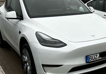 Tesla Model Y 33.900 km 32.900 &euro; Neuendorf 18246