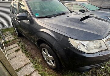 Subaru Forester 227.000 km 1.450 &euro; Karlsruhe 76189