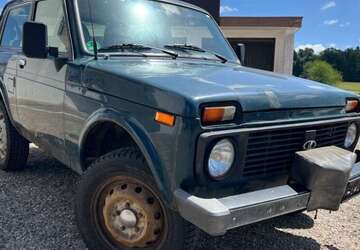 Lada Niva 41.131 km 6.498 &euro; Schömberg 75328