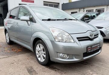 Toyota Corolla Verso 156.000 km 7.450 &euro; Lage 32791