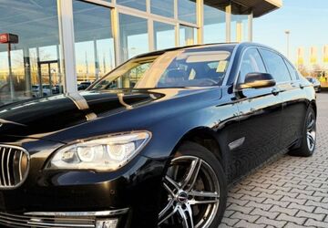 BMW 750 63.000 km 25.900 &euro; Hockenheim 68766