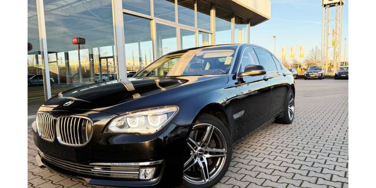 BMW 750 63.000 km 25.900 &euro; Hockenheim 68766