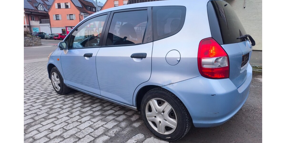 Honda Jazz 160.000 km 1.750 &euro; Schwäbisch Hall 74523