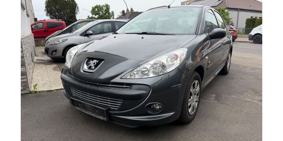 Peugeot 206 192.000 km 1.799 &euro; Edenkoben 67480