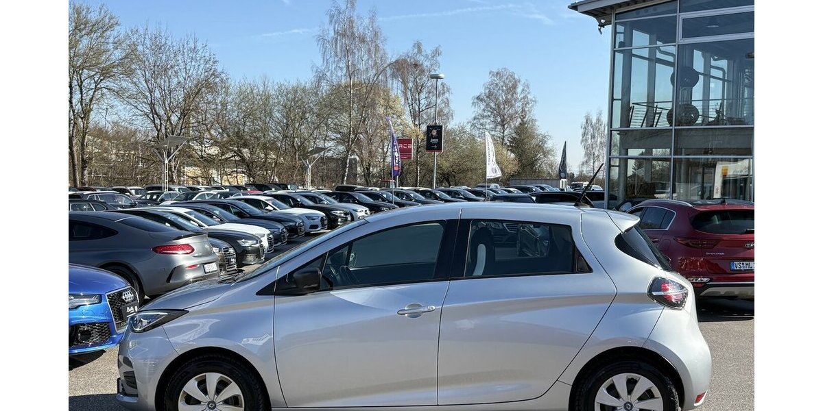 Renault ZOE Life WINTERPAKET/DAB/KLIMA/KEYLESS/SHZ/V+C 94.757 km 11.900 &euro; Villingen-Schwenningen 78054