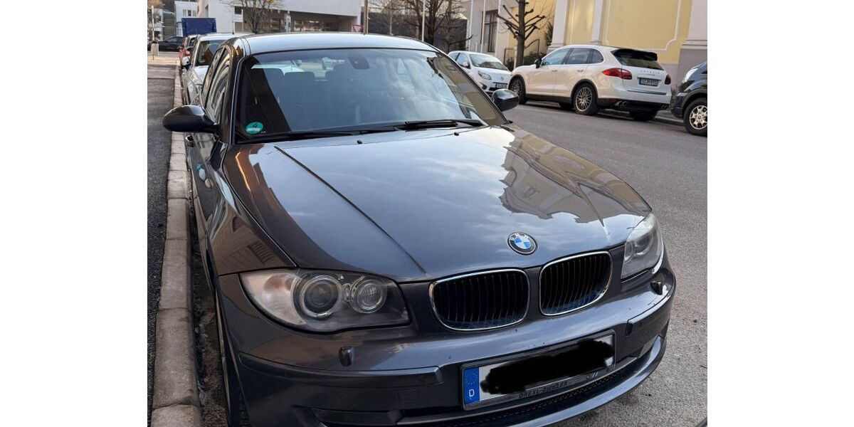 BMW 123 285.100 km 3.000 &euro; Stuttgart 70469