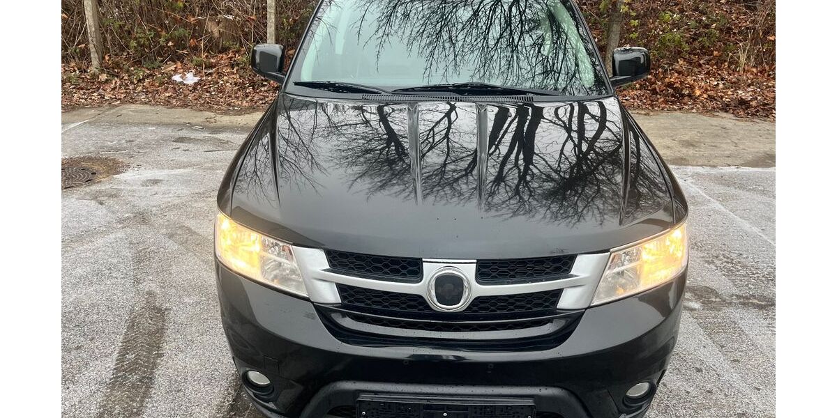 Fiat Freemont 197.000 km 7.999 &euro; Dorf Mecklenburg/Karow 23972