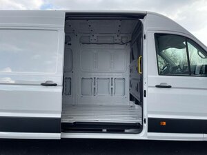 VW Crafter Kasten 35 L4H3 AHK LED MFL KAMERA PDC 3.195 km 43.890 &euro; Sangerhausen 06526